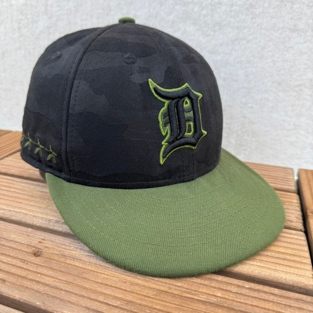 New Era Detroit Tigers Camo Fitted Hat Green D Logo Baseball Cap 59FIFTY